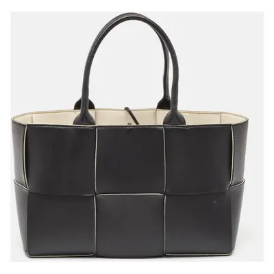 Bottega Veneta Black Intreccio Leather Small Arco Tote