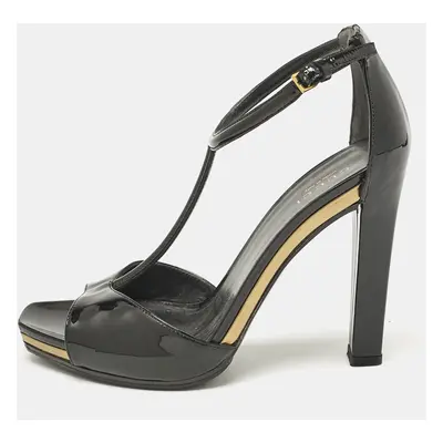 Gucci Black Patent Leather T- Strap Sandals Size 36.5