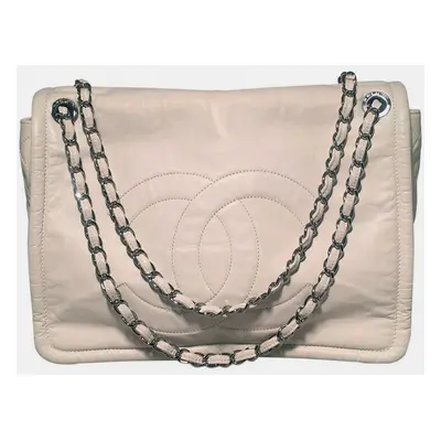 Chanel White Leather Quilted Cc Logo Maxi Classic Top Flap Shoulder Bag