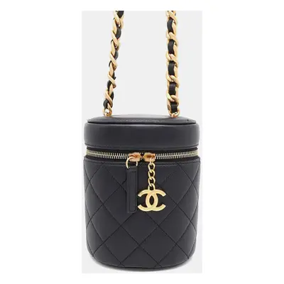 Chanel Black Lambskin Vanity Chain Shoulder Bag