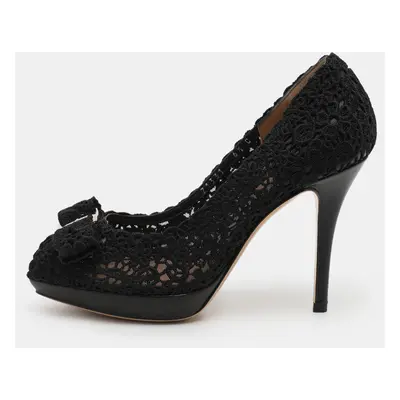 Salvatore Ferragamo Black Lace Vara Bow Pumps Size