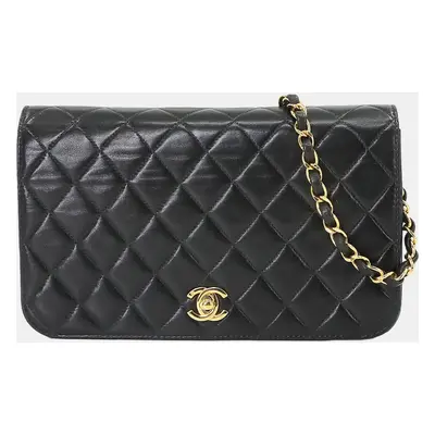 Chanel Black Quilted Lambskin Vintage Small Classic Single Full Flap Shoulder Bag