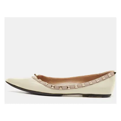 Valentino White/Beige Leather Rockstud Pointed Toe Ballet Flats Size