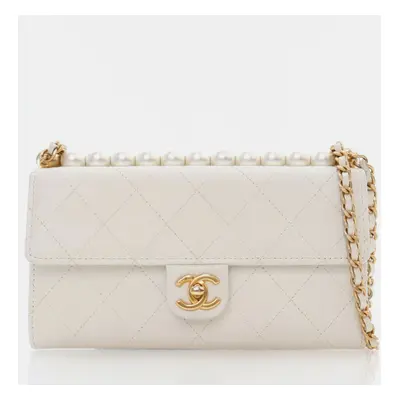 Chanel White Goatskin Chic Pearls Wallet on Chain (WOC)