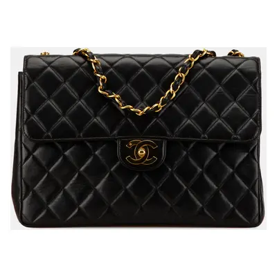 Chanel Black Jumbo Classic Lambskin Single Flap Bag