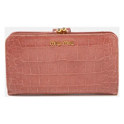 Miu Miu Peach Croc Embossed Leather Twisted Lock Wallet