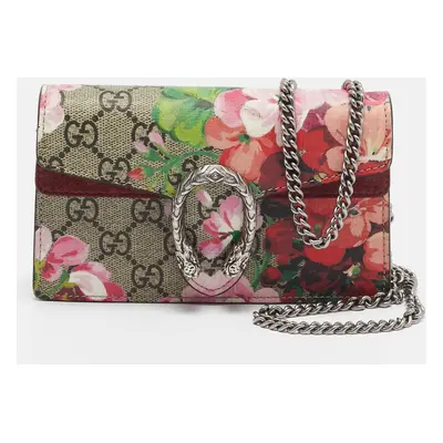 Gucci Beige GG Supreme Canvas Super Mini Blooms Dionysus Shoulder Bag