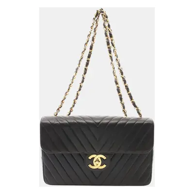 Chanel Black Lambskin Leather Chevron Shoulder Bag