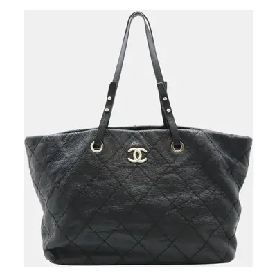 Chanel Black Quilted Leather On the Road Coco Mark Tote Bag