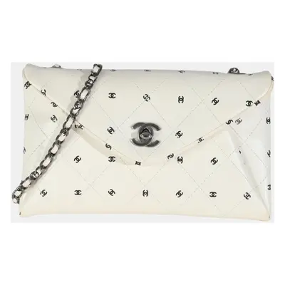 Chanel White Lambskin CC Logo Envelope Clutch With Chain