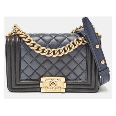 Chanel Navy Blue/Black Quilted Leather Boy Flap Bag