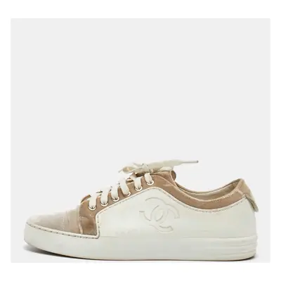 Chanel White/Cream Rubber and Velvet CC Low Top Sneakers Size