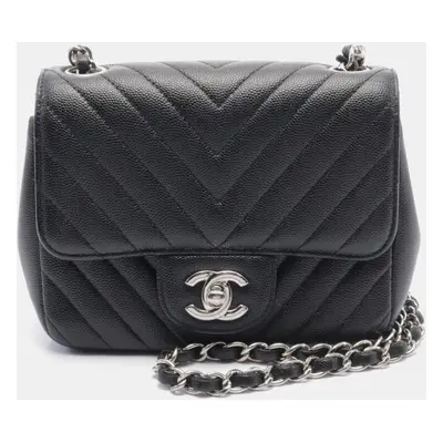 Chanel Black Leather Chevron Flap Shoulder Bag