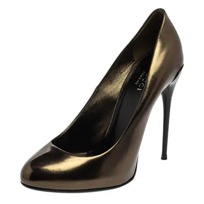 Gucci Metallic Green Patent Leather Round Toe Pumps Size