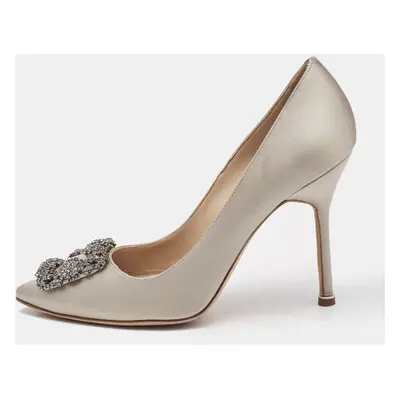 Manolo Blahnik Grey Satin Hangisi Pumps Size