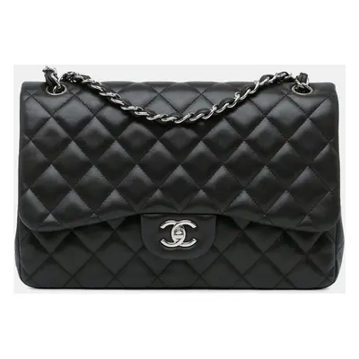 Chanel Black Jumbo Classic Lambskin Double Flap