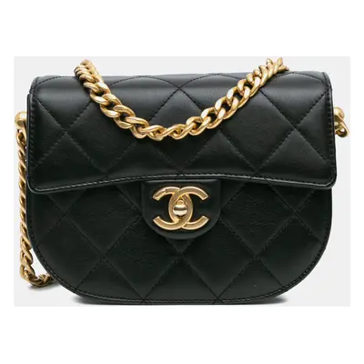 Chanel Black CC Quilted Calfskin Round Moon Messenger Flap