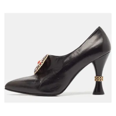 Chanel Black Leather Embellished Pumps Size