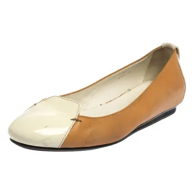 Tod's White/Brown Patent And Leather Ballet Flats Size