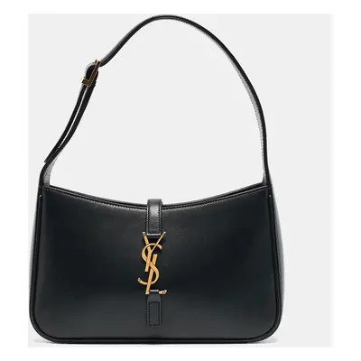 Saint Laurent Black Leather LE À Shoulder Bag