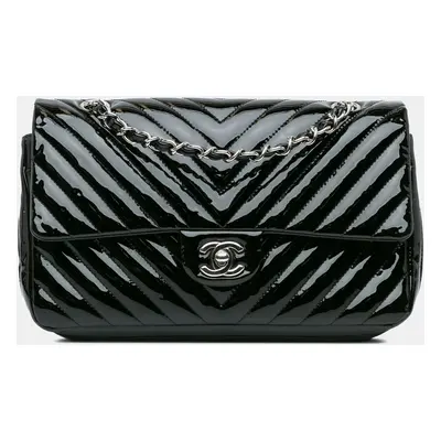 Chanel Black Medium Classic Chevron Patent Double Flap