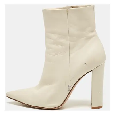 Gianvito Rossi Cream Leather Lyell Ankle Length Boots Size