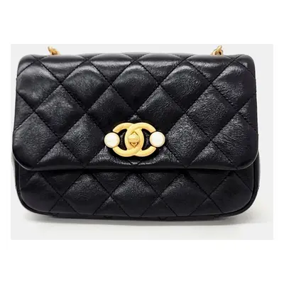 Chanel Black Leather Pearl-Embellished Chain Crossbody Bag