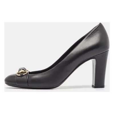 Gucci Black Leather Horsebit Pumps Size 38.5