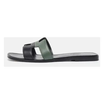 Hermes Black/Pastel Green Leather Oran Flat Slide Sandals Size