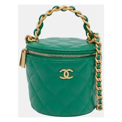 Chanel Green Quilted Lambskin Afternoon Tea Vanity Case with Chain