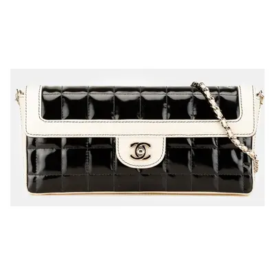 Chanel Black White Bicolor Patent Chocolate Bar Flap