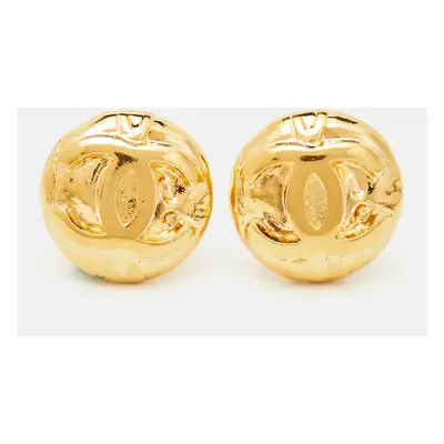 Chanel CC Gold Tone Metal Clip On Earrings