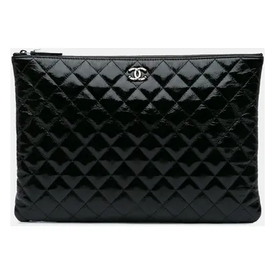 Chanel Black Large Crinkled Patent O Case Clutch