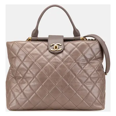 Chanel Brown Quilted Glazed Calfskin Gold Bar Tote