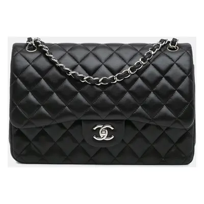 Chanel Black Jumbo Classic Lambskin Double Flap