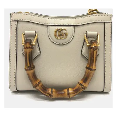 Gucci White GG Marmont bag