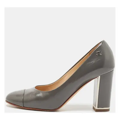 Chanel Grey Leather Cap Toe CC Block Heel Pumps Size