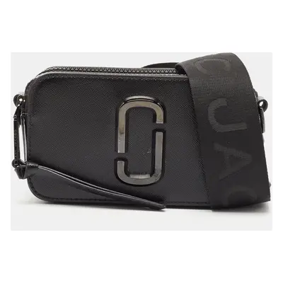 Marc Jacobs Black Patent Leather Snapshot Crossbody Bag