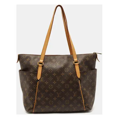 Louis Vuitton Monogram Canvas Totally MM Bag