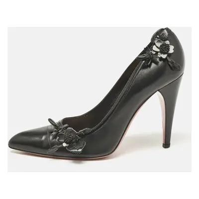 Prada Black Leather Flower Pointed Toe Pumps Size 38.5