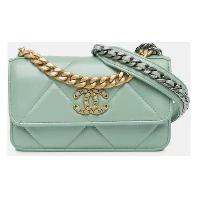 Chanel Green Lambskin Clutch with Chain