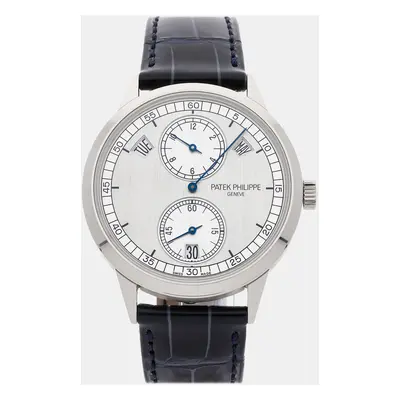 Pre-Owned Patek Philippe Complications Annual Calendar Regulator 5235G-001