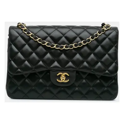 Chanel Black Jumbo Classic Lambskin Double Flap