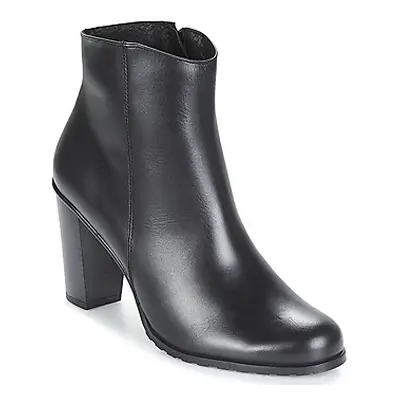 So Size JOTTA women's Low Ankle Boots in Black