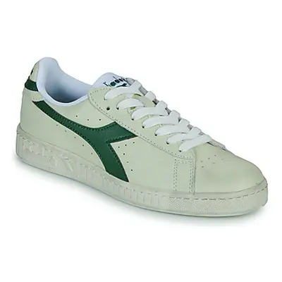 Diadora GAME L LOW WAXED women's Shoes (Trainers) in White