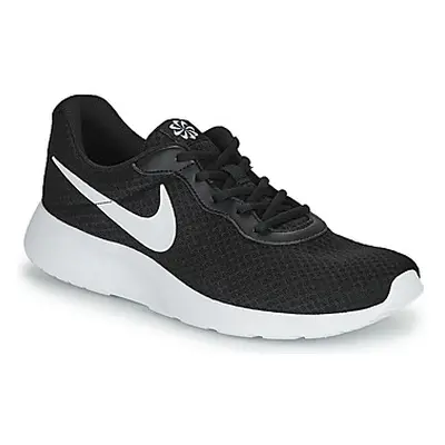 Nike NIKE TANJUN men's Shoes (Trainers) in Black