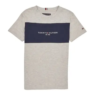 Tommy Hilfiger ESSENTIAL COLORBLOCK TEE S/S boys's Children's T shirt in Grey