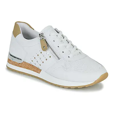 Remonte ALBURI women's Shoes (Trainers) in White