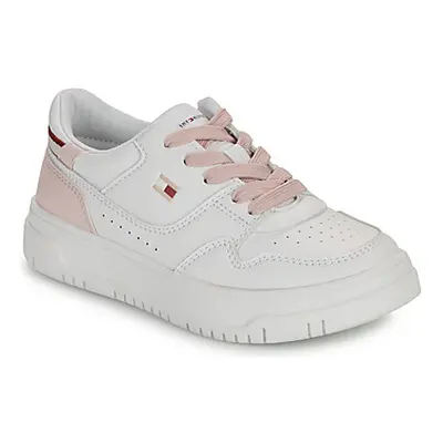 Tommy Hilfiger PAULENE girls's Children's Shoes (Trainers) in White