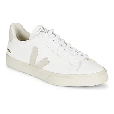 Veja CAMPO men's Shoes (Trainers) in White